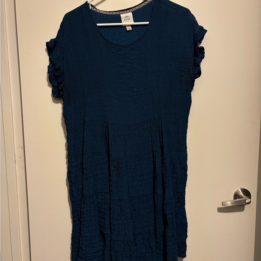 Women’s Ruffle Sleeve Dress